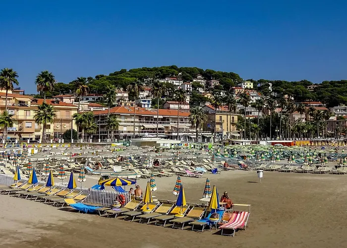Apartamento Lai - Front Beach Magic Sea - Sea Front - Happy Rentals