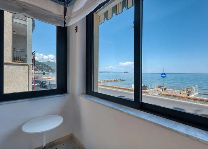 Apartamento Lai - Front Beach Magic Sea - Sea Front - Happy Rentals