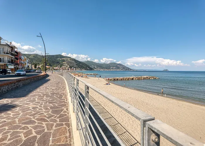 Front Magic Sea - Sea Front - Happy Appartement Laigueglia